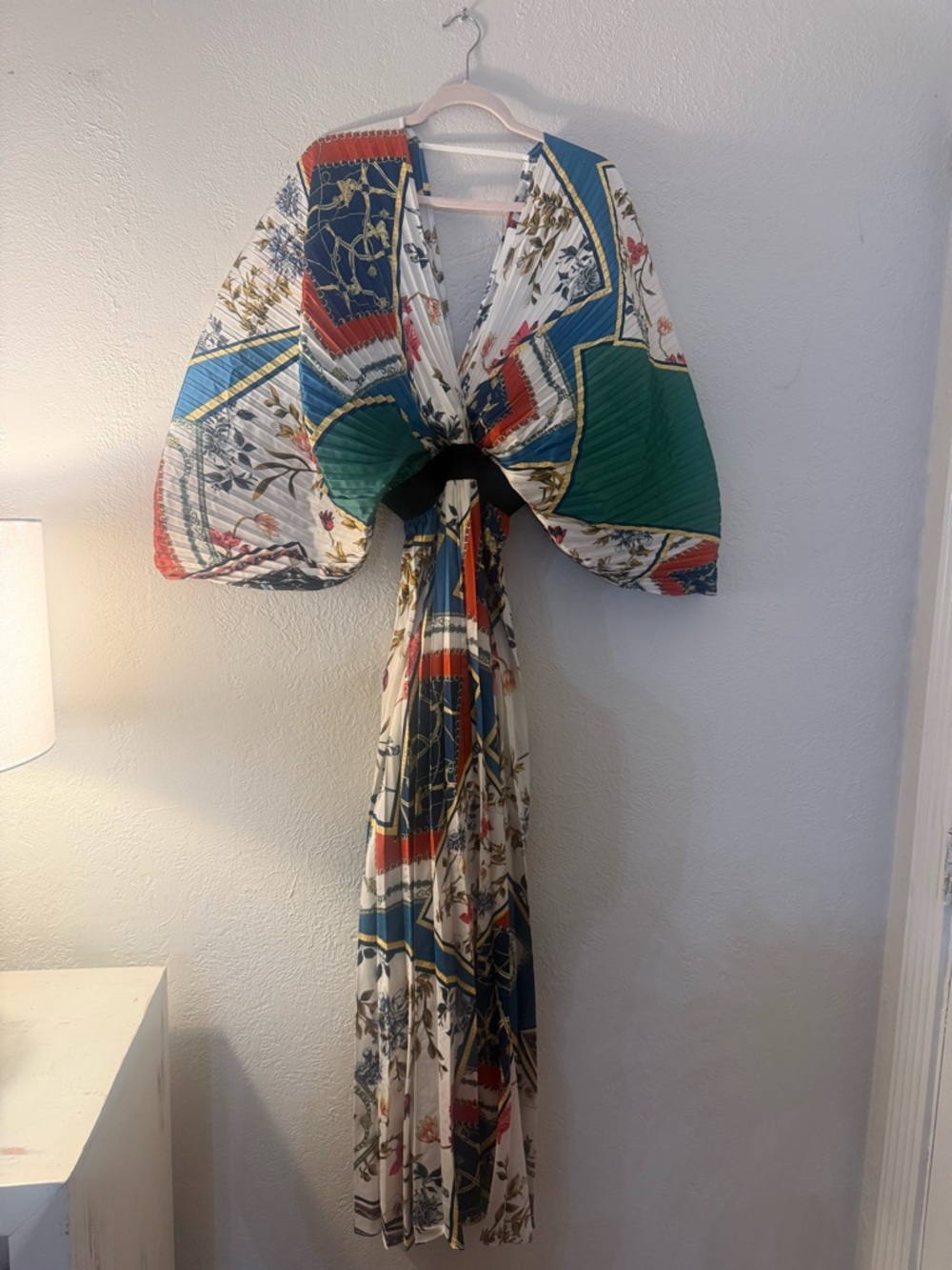 Flowing Multicolor Maxi Dress with Wide Kimono Sleeves